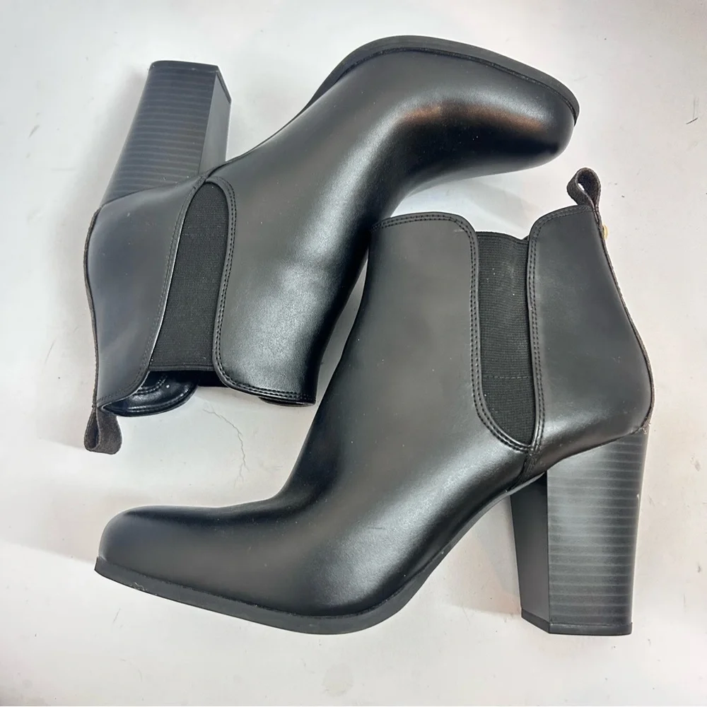 MICHAEL KORS Evaline Block Heel Booties Women's Size US 9.5 M Black NWOB